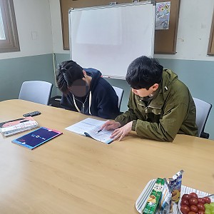 [봉사] 2026.03.29(일) 김태엽 봉사자님 재능기부 (영어과외)